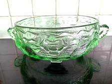Perfect large Bagley 2 handled Uranium glass marine bowl - reg. design  7988443.
