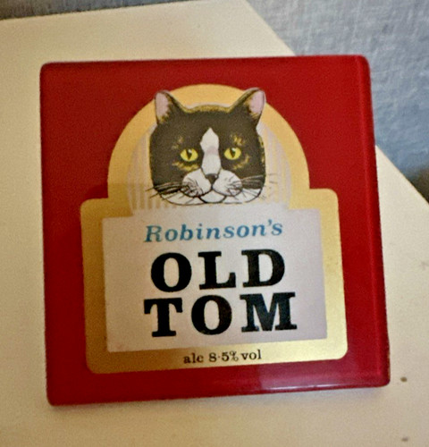 Old tom strong - ale, badge