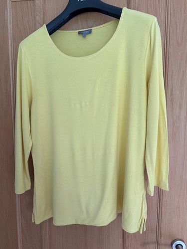 Jaeger top yellow size - jaeger, yellow,