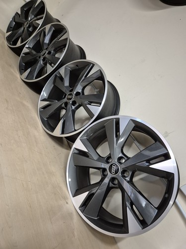 Audi etron genuine - audi,