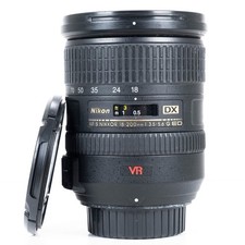 Nikon AF-S DX 18-200mm