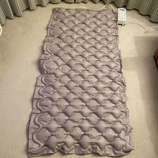 Portable Alternating Pressure Mattress - Bed Air Topper with pump - bed sores