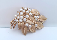 Vintage Crown Trifari Faux