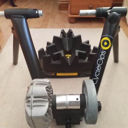 Cycleops turbo trainer with - turbo,