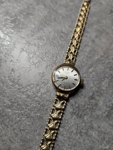 Vintage working solid gold - 9k,