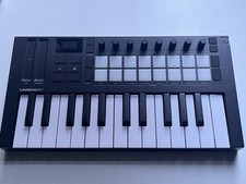 Novation Launchkey Mini MK4