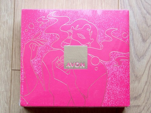 Avon tta celebrate - celebrate, gift
