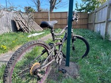 Muddyfox Recoil 24 inch Bike - Black/white