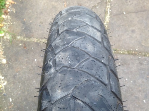 120 70r19 michelin anakee - michelin,