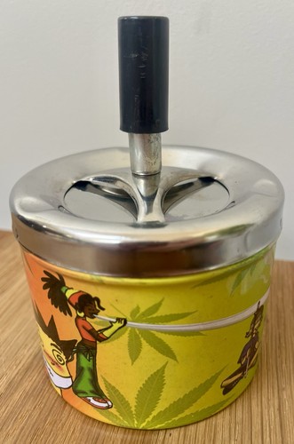 Retro spinner ashtray - retro,