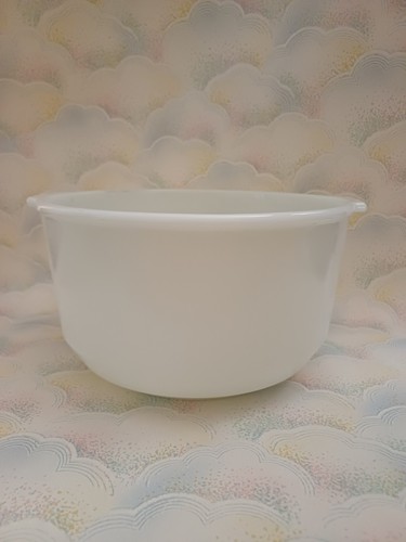 Pyrex sunbeam mixing bowl - pyrex,