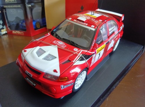 Mitsubishi lancer - 1/18,