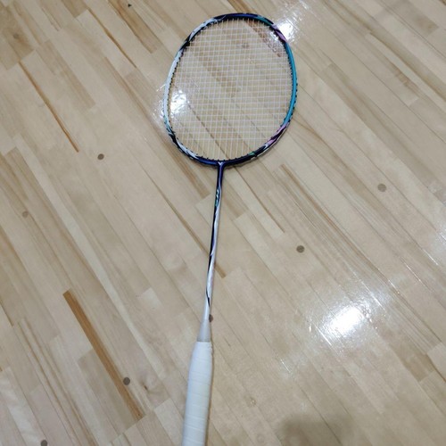 Victor badminton racket - victor,