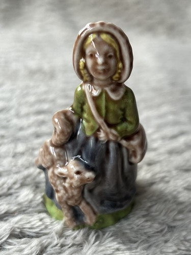 Wade whimsies mary had - mary, a