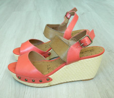 Red Herring Ladies Wedge