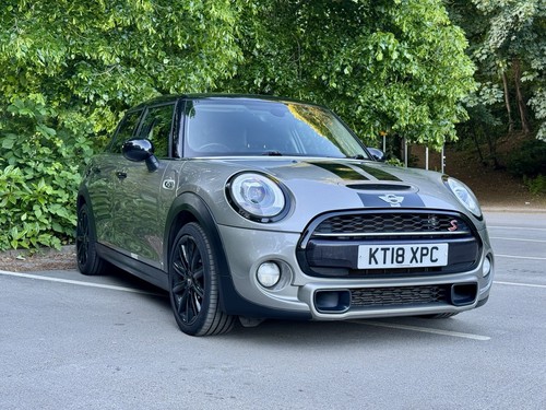 Mini cooper hatch door - s,