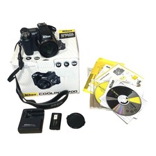 Nikon Coolpix 5700 Digital