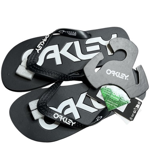 Oakley flip flops - oakley,