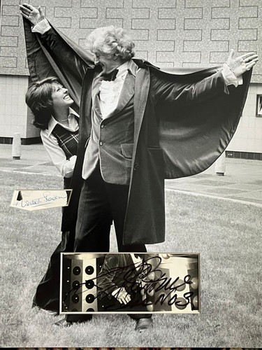 Jon pertwee elisabeth sladen - jon,