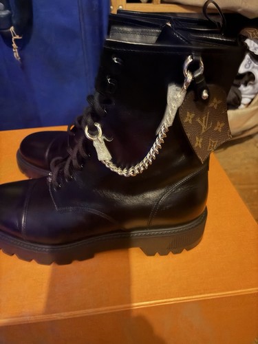 Louis vuitton district ranger - louis,