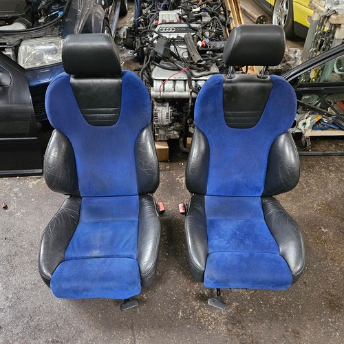 Audi pair front - audi,