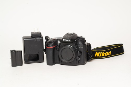 Pristine nikon d7200 - nikon, camera