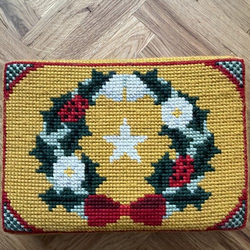 Vintage church kneeler - vintage,