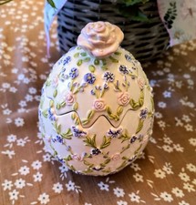 Large Ceramic Floral Pattern