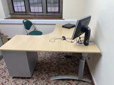 DESKS JOB LOT -BARGAIN OFFICE
