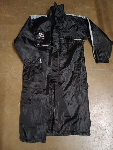 Rain jacket sub bench - jacket,