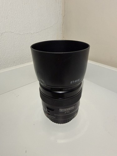 Canon 85mm 8 - f/1.8, lens