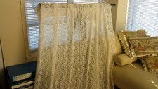 VINTAGE NET LACE CURTAIN - 165