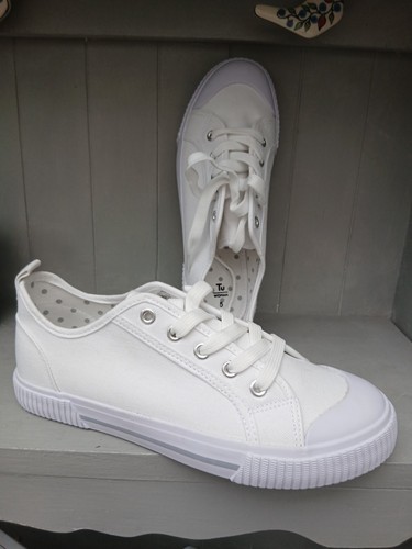 White canvas low - white, eyelet