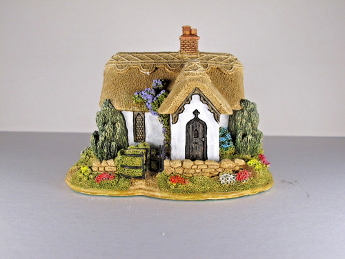 Lilliput lane the kissing - lane,
