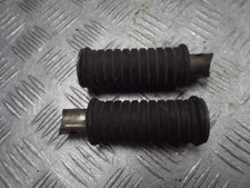 Suzuki GT250 GT380 1973-1976 Pair Of Rear Pillion Footpegs Rests 