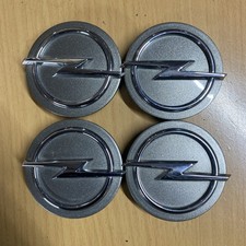 GM Opel Speedster Alloy Wheel Centre Caps
