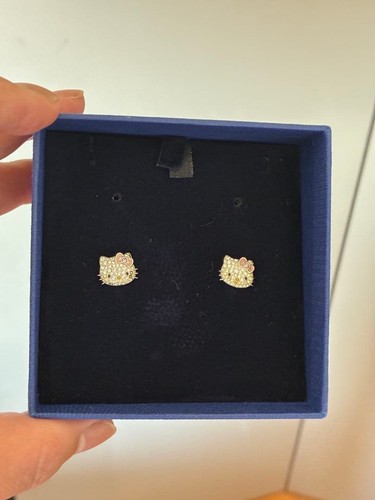 Swarovski hello kitty crystal - swarovski,
