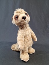 Compare The Meerkat Aleksandr
