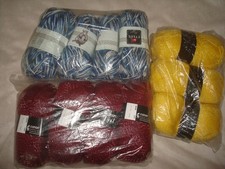 job lot knitting yarn  11 x 100 g