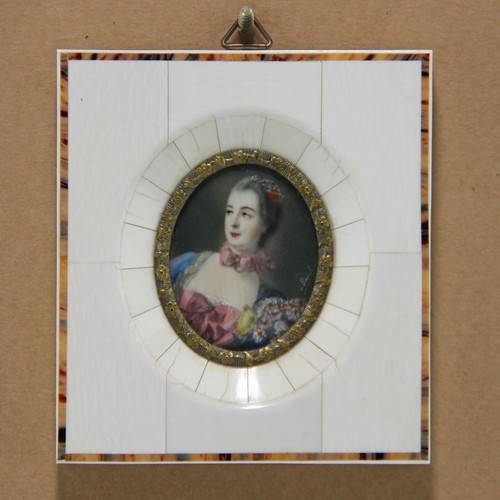 Miniature painting lady - miniature,