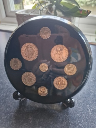 Mounted old coins - in, total