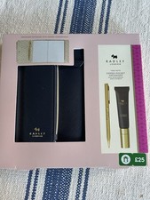 Radley  Zipped Pocket