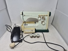 Husqvarna Viking 2000 Sewing Machine Model 6030. Original accesories.