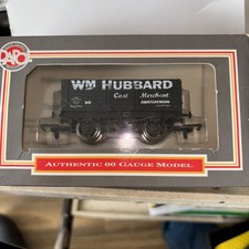 Dapol 00 Wm Hubbard Coal