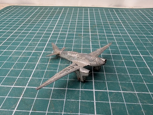 Dinky toys light racer - toys, diecast