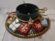 The christmas cabin - cast, iron