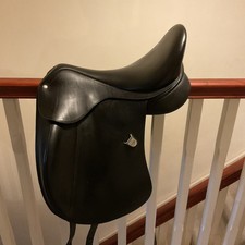 Bates Innova dressage saddle