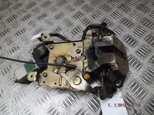 Nissan elgrand left - nissan,