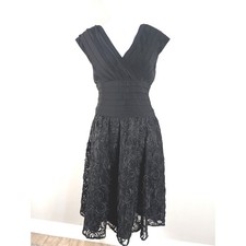 Adrianna Papell Black Rosette