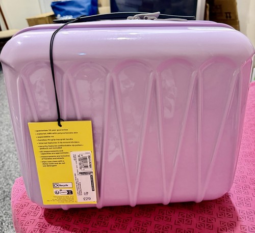 Home amalfi vanity case - m&s,